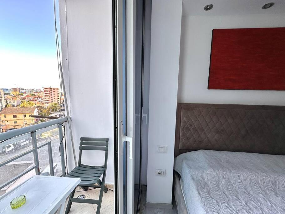 Apartamento Family Living Tirana Exterior foto