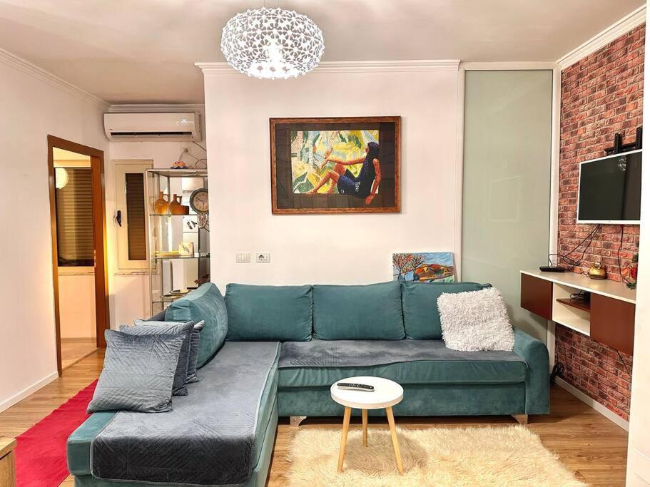 Apartamento Family Living Tirana Exterior foto